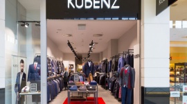 Znajdź swój styl w Magnolia Park LIFESTYLE, Moda - Kubenz z klasycznymi kolekcjami mody męskiej, Ochnik czyli odzież i akcesoria ze skóry oraz Cropp, który oferuje ubrania i dodatki w miejskim stylu młodzieżowym. W Magnolia Park otwarto trzy nowe sklepy. Na klientów czekają zniżki.