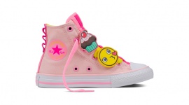 CONVERSE CHUCK TAYLOR ALL STAR: KIDS LIFESTYLE, Moda - Najnowsza kolekcja Converse dla najmłodszych, dzięki kolorowym dodatkom, pozwoli im stworzyć obuwie ich marzeń.